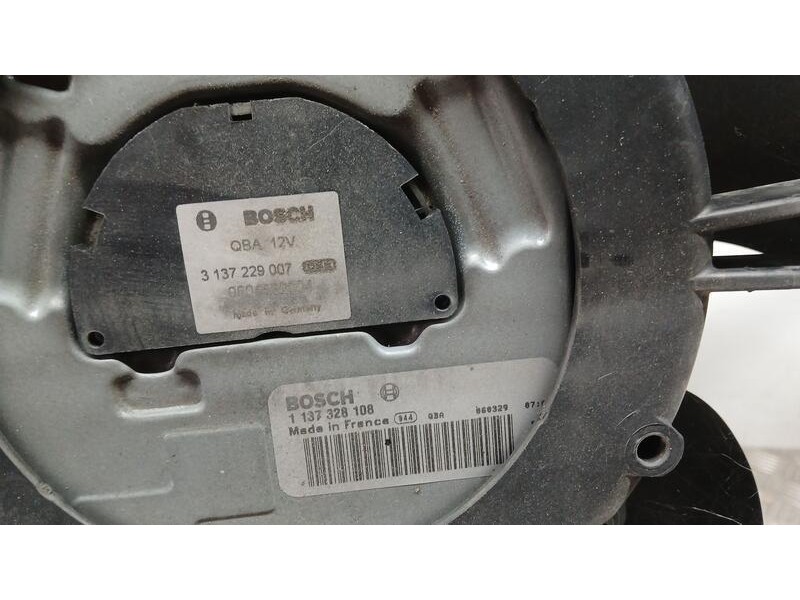 Recambio de electroventilador para mercedes-benz clase slk (w171) roadster slk 200 kompresor referencia OEM IAM A2035000593 0130