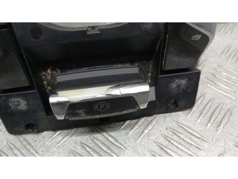 Recambio de mando elevalunas delantero izquierdo para citroën ds5 2.0 bluehdi 150 referencia OEM IAM 96661742ZD ROZADO MANDO CEN