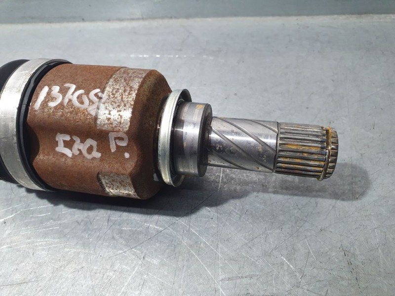 Recambio de transmision delantera izquierda para renault clio v zen referencia OEM IAM 391014807R  