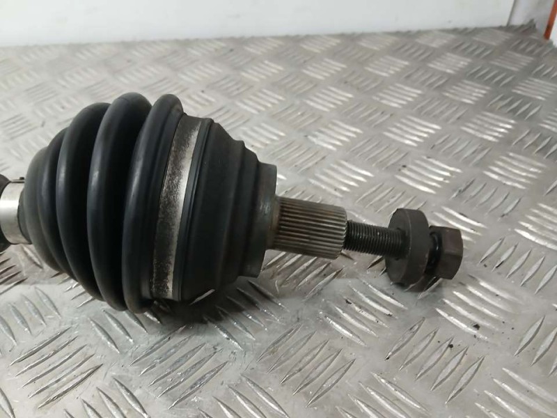 Recambio de transmision delantera derecha para skoda octavia berlina (1z3) active referencia OEM IAM 5Q0407272FF  