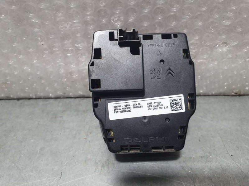 Recambio de mando multifuncion para peugeot 508 sw active referencia OEM IAM 9665668380 28197749 C/ MANDO RADIO. C/ MANDO NAVEGA