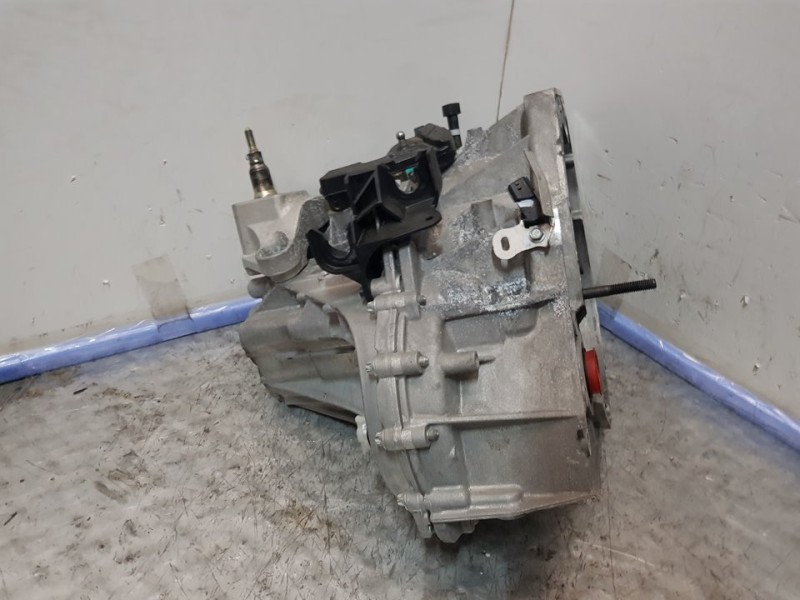 Recambio de caja cambios para nissan micra v (k14) acenta referencia OEM IAM TL4161 S006106 6VELOCIDADES