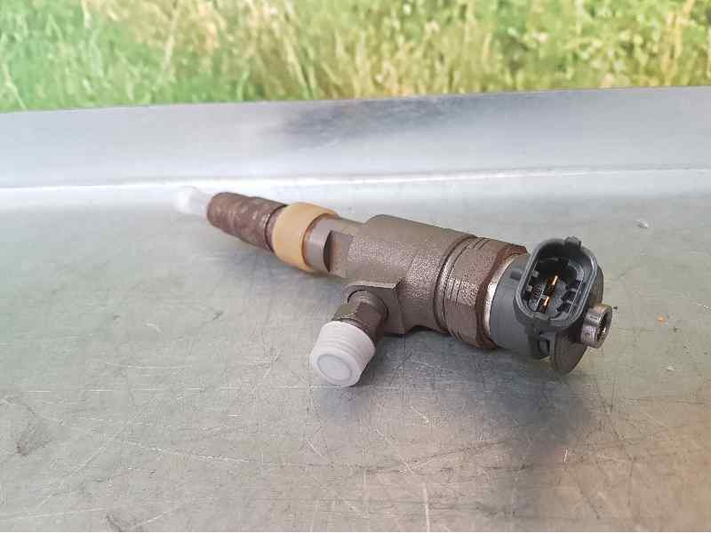 Recambio de inyector para citroën c3 attraction referencia OEM IAM 445110339  BOSCH