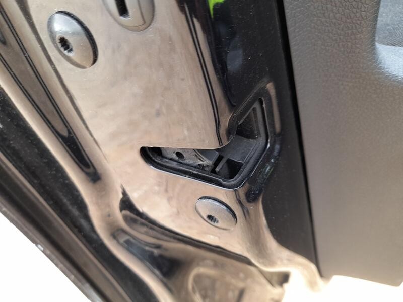 Recambio de cerradura puerta delantera izquierda para volkswagen golf vi (5k1) 1.6 tdi referencia OEM IAM 5K1837015H  