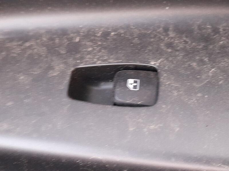 Recambio de mando elevalunas delantero derecho para hyundai kona (os, ose, osi) ev referencia OEM IAM 93576J9100  