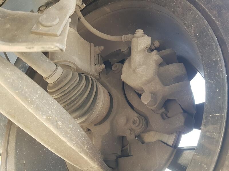 Recambio de mangueta delantera izquierda para citroën ds5 2.0 bluehdi 150 referencia OEM IAM 3646C0  