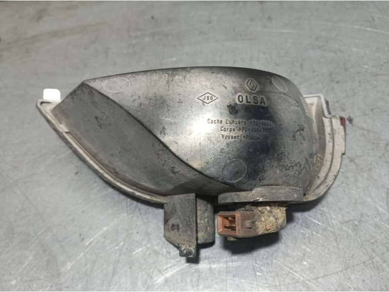 Recambio de piloto trasero izquierdo paragolpes para renault megane iv berlina 5p gt-line referencia OEM IAM 265852501R OLSA SIN