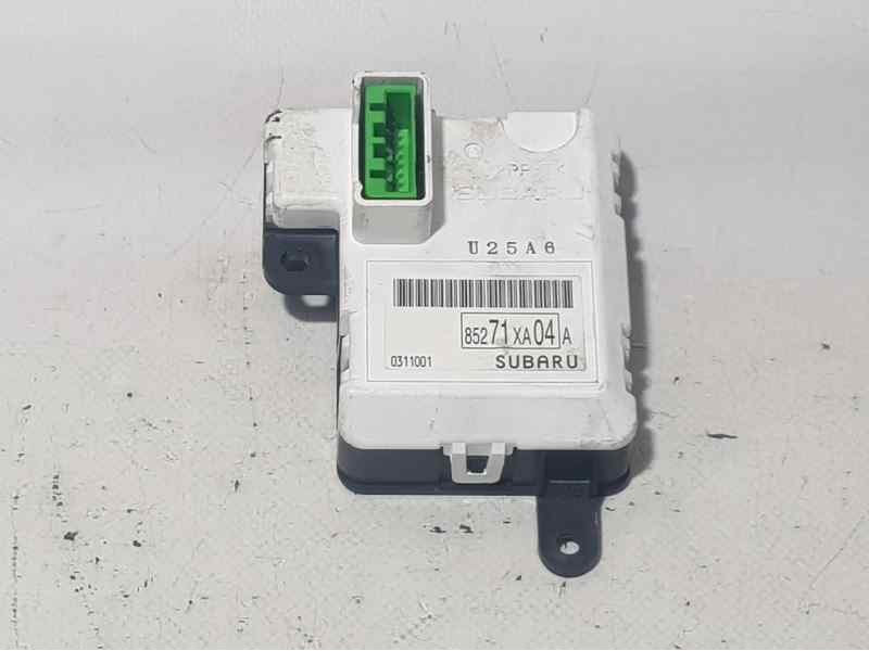 Recambio de pantalla multifuncion para subaru tribeca b9 classic referencia OEM IAM 85271XA04A  