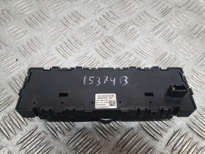 Recambio de mando radio para citroën jumpy furgon control m referencia OEM IAM 98120819ZD 35260501 