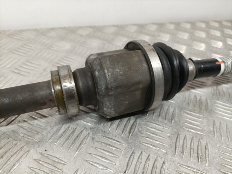 Recambio de transmision delantera derecha para citroën c3 feel referencia OEM IAM 9801048680  