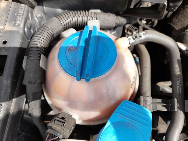 Recambio de deposito expansion para volkswagen golf vi (5k1) 1.6 tdi referencia OEM IAM 1K0121407F  