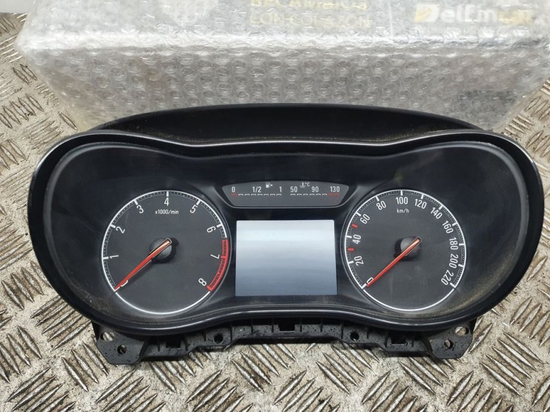 Recambio de cuadro instrumentos para opel corsa e edition referencia OEM IAM 39129457 367030224 