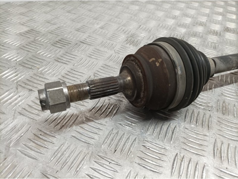 Recambio de transmision delantera izquierda para citroën c3 feel referencia OEM IAM 9801048580  