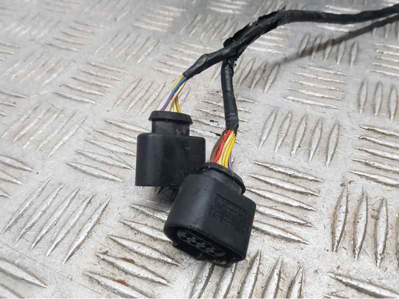 Recambio de retrovisor derecho para seat leon st (5f8) style connect referencia OEM IAM 21996968A  ELECTRICO 2 CLAVIJAS DE 4 Y 8