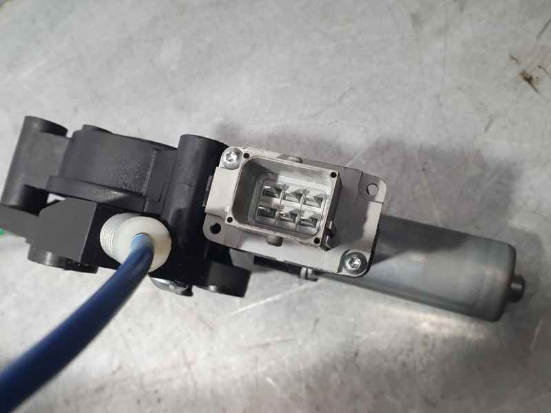 Recambio de elevalunas delantero izquierdo para opel corsa e edition referencia OEM IAM 13447038 541613212 HILEX ELECTRICO 6 PIN