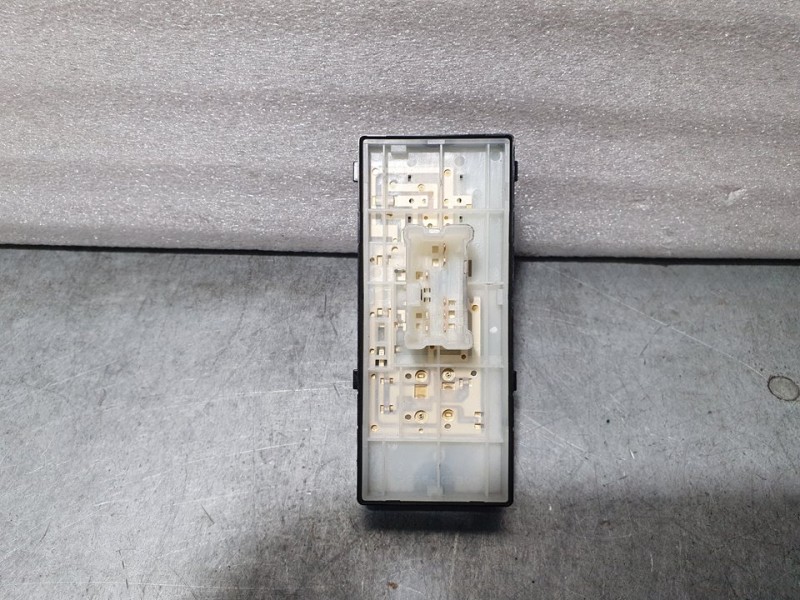 Recambio de mando elevalunas delantero derecho para nissan micra v (k14) n-sport referencia OEM IAM SIN REF  