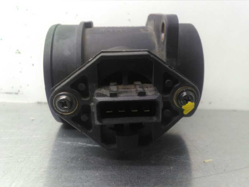 Recambio de caudalimetro para fiat brava (182) 1.9 turbodiesel referencia OEM IAM 46411675 0281002144 BOSCH