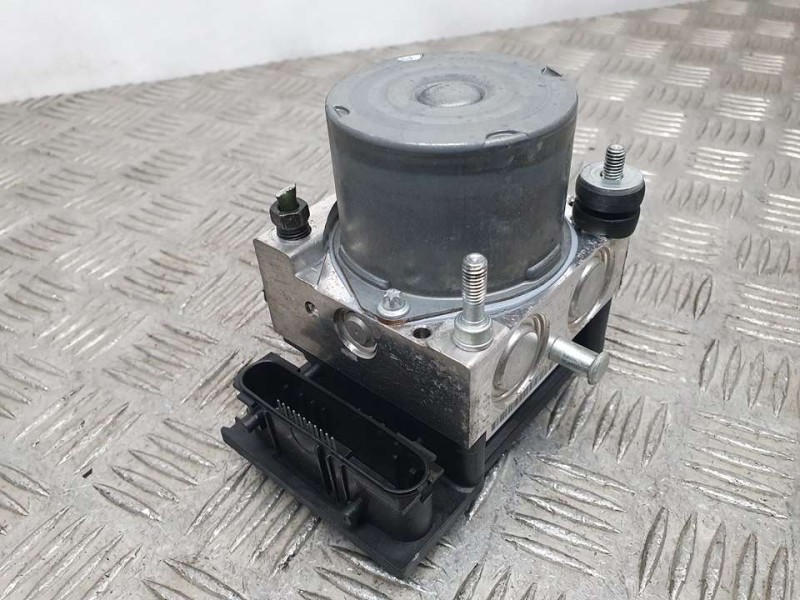 Recambio de abs para toyota aygo (kgb/wnb) blue referencia OEM IAM 445100H010 0265231579 BOSCH