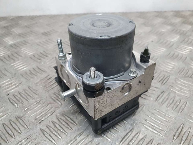 Recambio de abs para toyota aygo (kgb/wnb) blue referencia OEM IAM 445100H010 0265231579 BOSCH