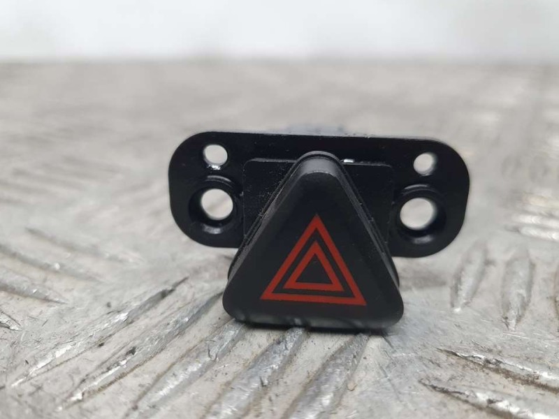 Recambio de warning para chevrolet cruze lt referencia OEM IAM 95214143 202007553 96850323