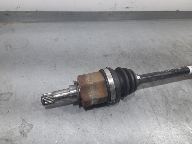 Recambio de transmision delantera izquierda para opel corsa d (s07) 1.2 (l08, l68) referencia OEM IAM 13149830  