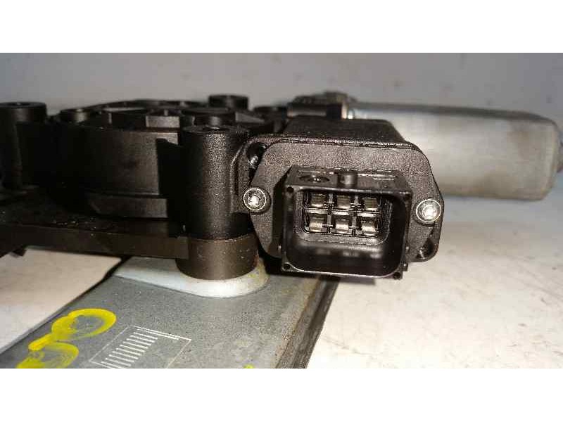 Recambio de elevalunas delantero izquierdo para opel corsa d catch me referencia OEM IAM  6 PINS ELECTRICO