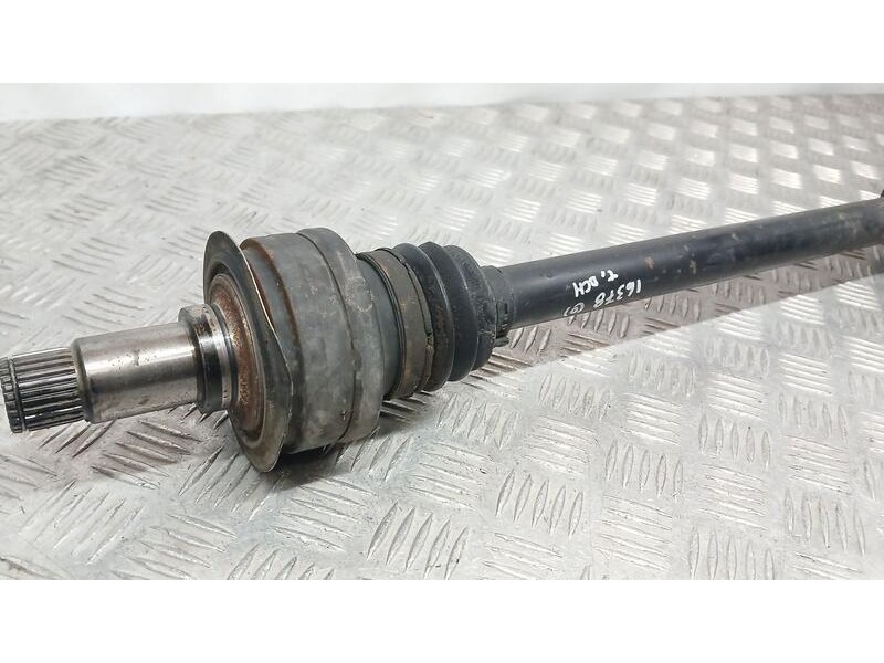 Recambio de transmision trasera derecha para mercedes-benz clase slk (w171) roadster slk 200 kompresor referencia OEM IAM A17135