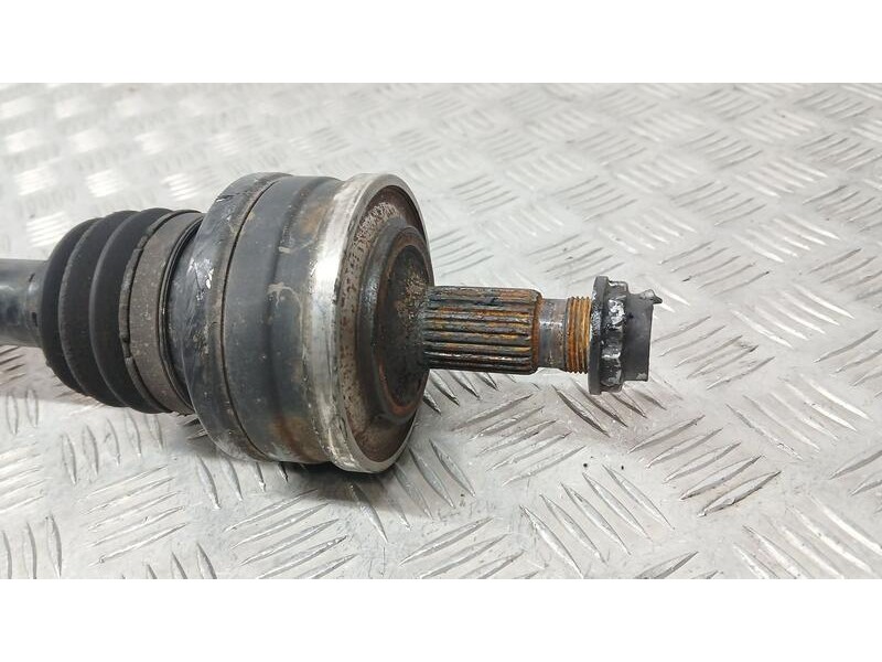 Recambio de transmision trasera derecha para mercedes-benz clase slk (w171) roadster slk 200 kompresor referencia OEM IAM A17135