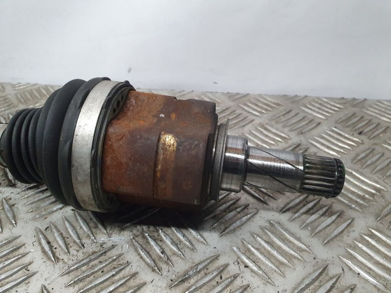 Recambio de transmision delantera derecha para opel corsa e edition referencia OEM IAM 13149829 6083200 