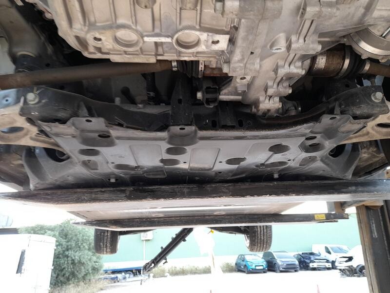 Recambio de puente delantero para hyundai kona (os, ose, osi) ev referencia OEM IAM 62405CM000  