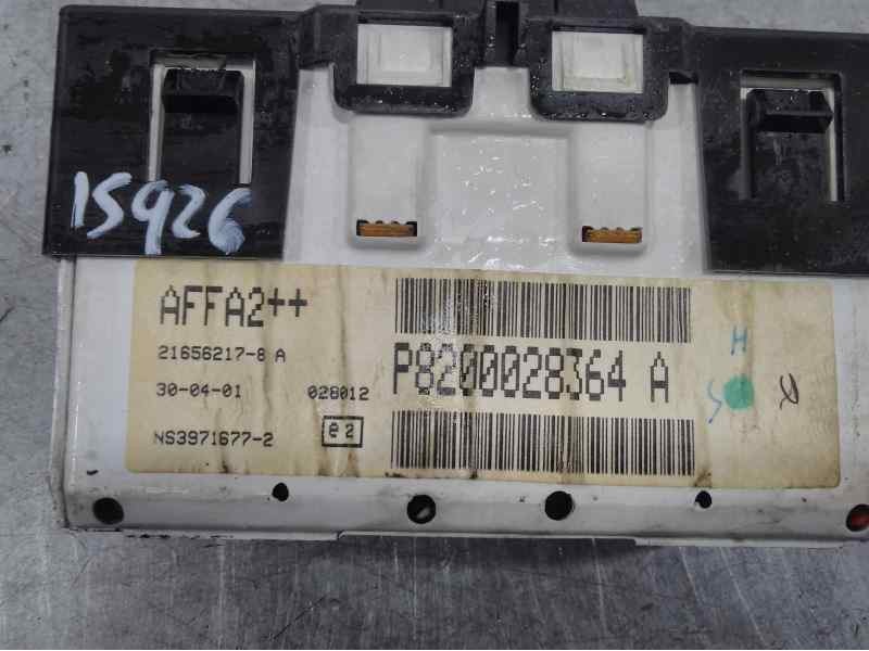 Recambio de pantalla multifuncion para renault scenic (ja..) 1.4 16v expression referencia OEM IAM 8200028364A  