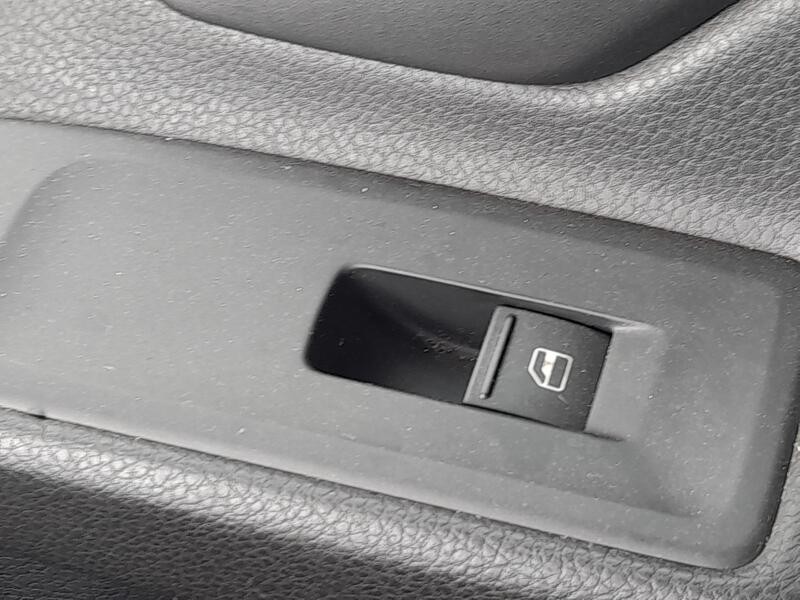 Recambio de mando elevalunas delantero derecho para volkswagen golf vi (5k1) 1.6 tdi referencia OEM IAM 7L6959855CREH  