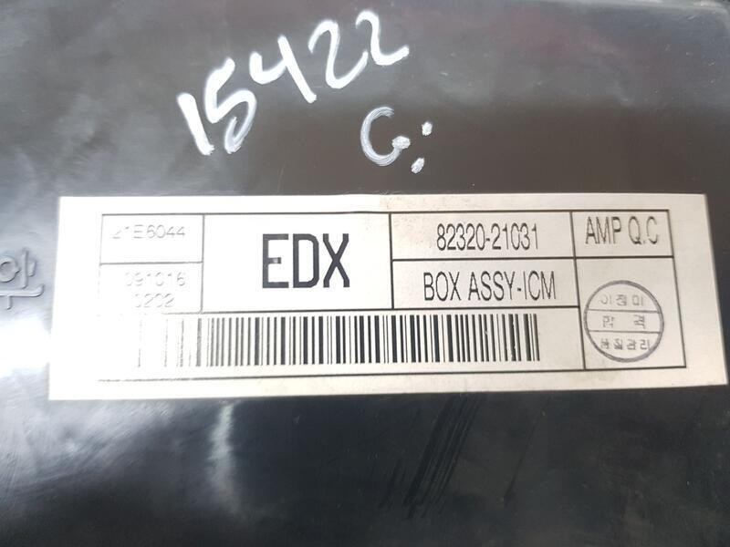 Recambio de modulo confort para ssangyong rodius xdi referencia OEM IAM 8232021031  