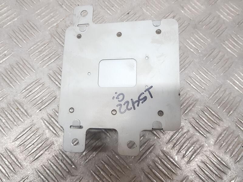 Recambio de modulo electronico para ssangyong rodius xdi referencia OEM IAM 8716121101  