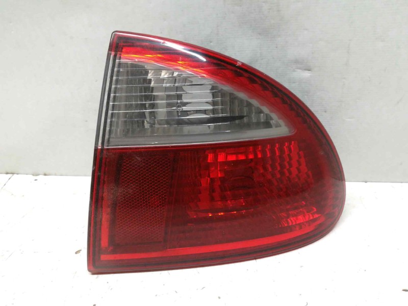 Recambio de piloto trasero derecho para seat leon (1m1) 1.9 tdi referencia OEM IAM  1000002534595 EXTERIOR