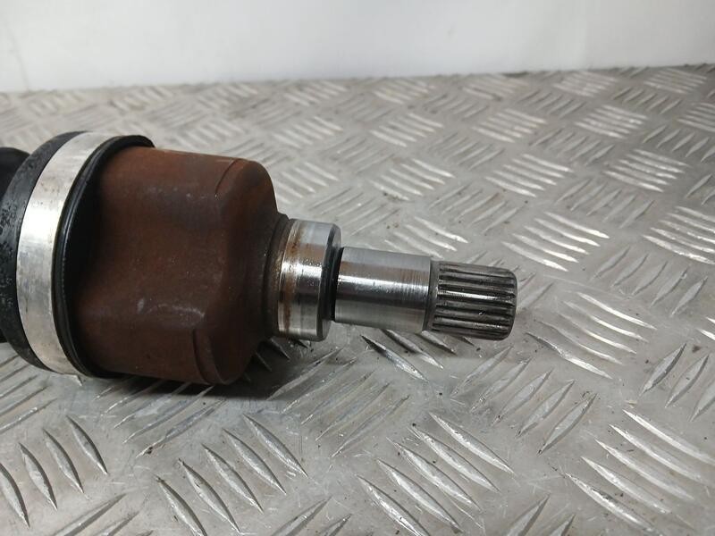 Recambio de transmision delantera izquierda para peugeot 307 berlina (s2) d-sign referencia OEM IAM 9636786780  