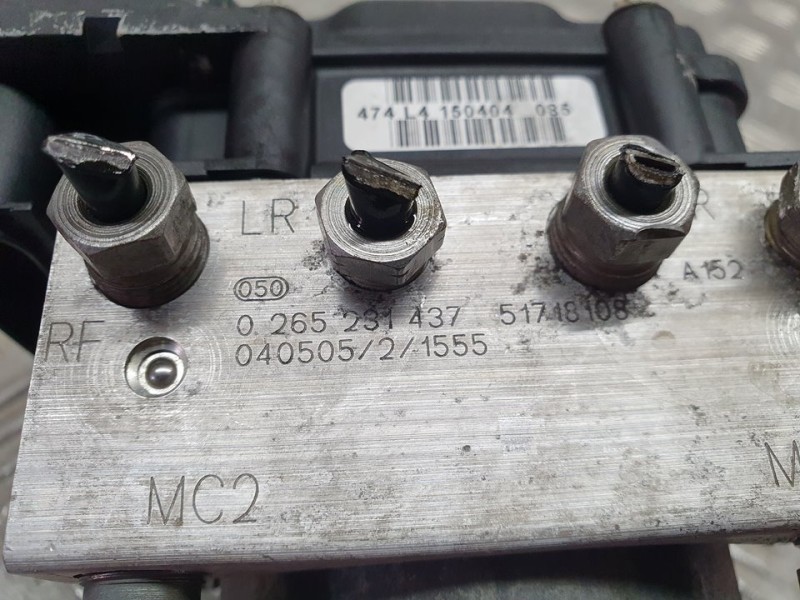Recambio de abs para fiat stilo multi wagon (192) 1.9 jtd 115 referencia OEM IAM 51718108 0265231437 BOSCH