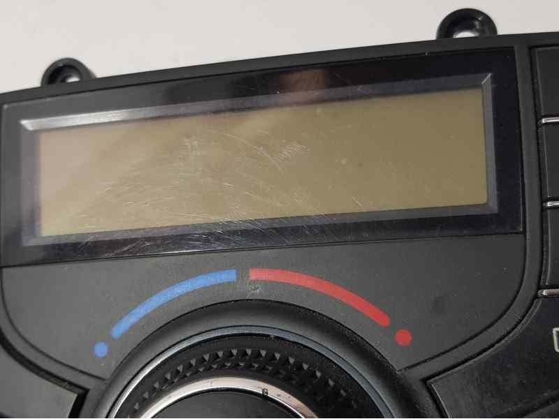 Recambio de mando climatizador para hyundai i30 classic referencia OEM IAM 972502L600  