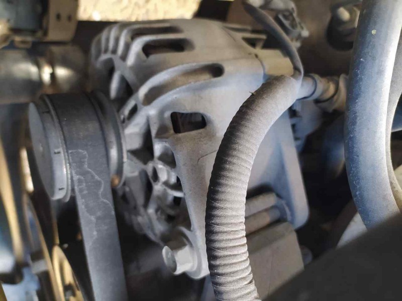 Recambio de alternador para kia cee´d drive referencia OEM IAM 373002A601  