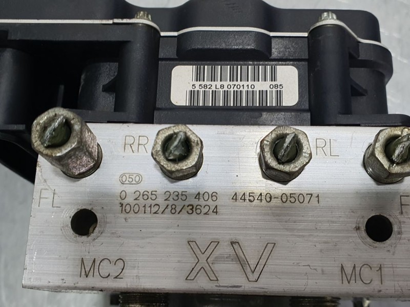 Recambio de abs para toyota avensis (t27) advance referencia OEM IAM 4454005071 0265235406 BOSCH