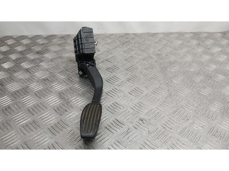 Recambio de potenciometro pedal para ford ka (ccu) titanium referencia OEM IAM 9S519725AA  