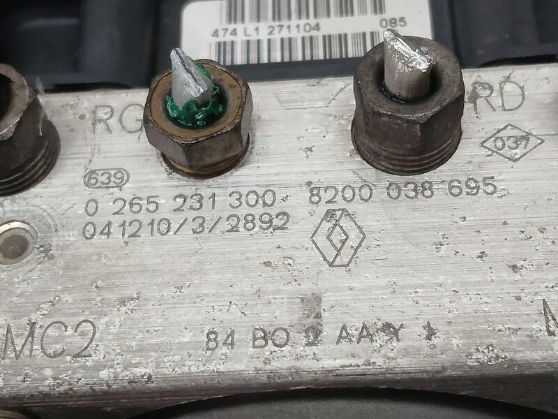Recambio de abs para renault megane ii familiar dynamique confort referencia OEM IAM 8200038695  0265231300