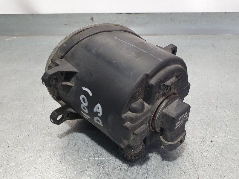 Recambio de faro antiniebla derecho para toyota avensis (t27) advance referencia OEM IAM 812100D041 89210656 VALEO