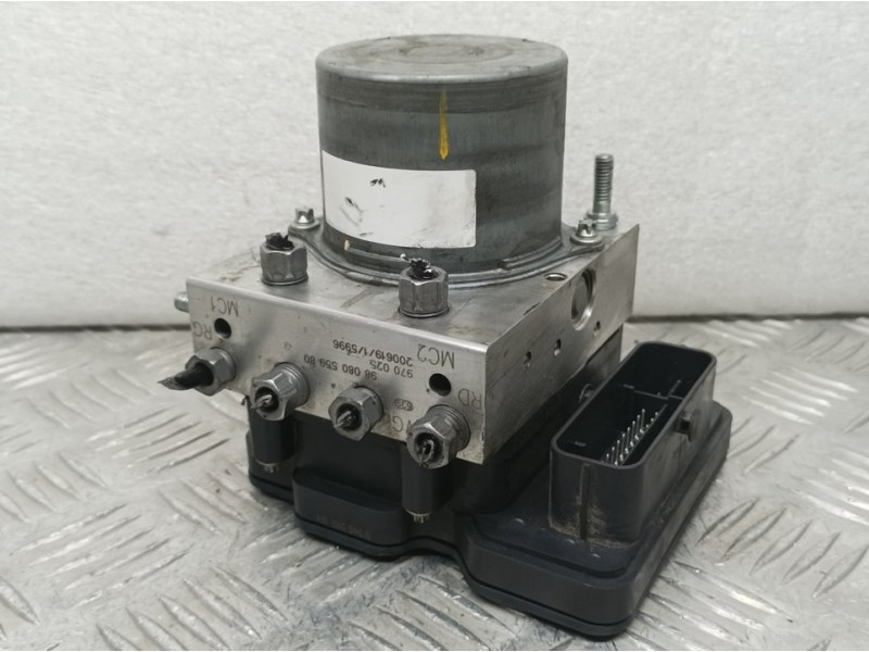 Recambio de abs para peugeot 308 active bussines referencia OEM IAM 9808055980 970025 BOSCH