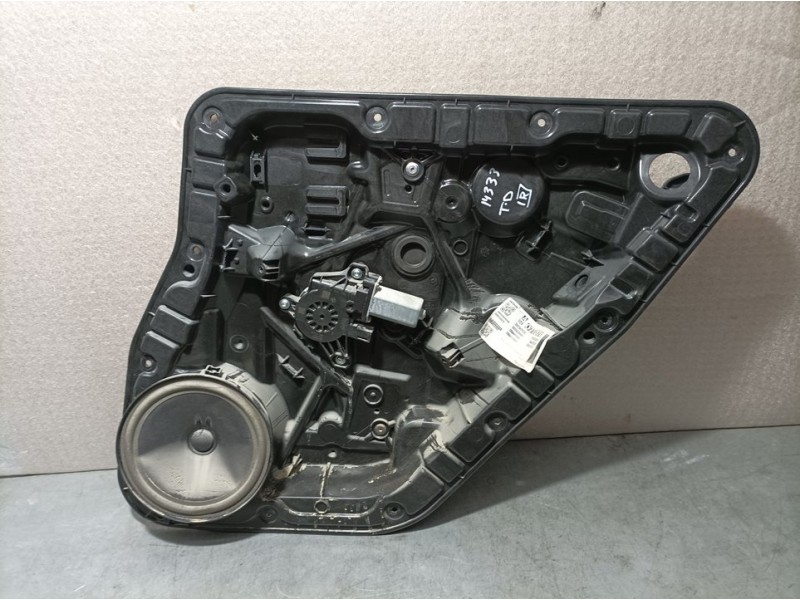 Recambio de elevalunas trasero derecho para mercedes-benz clase a (bm 177) a 180 (177.084) referencia OEM IAM A0997302801  ELECT