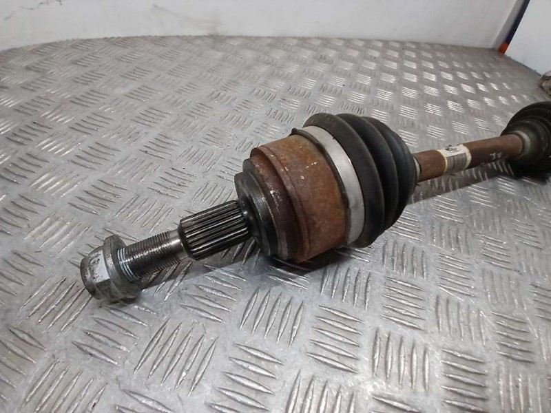 Recambio de transmision delantera izquierda para ford kuga titanium plug-in hybrid referencia OEM IAM LX673B437MAD  