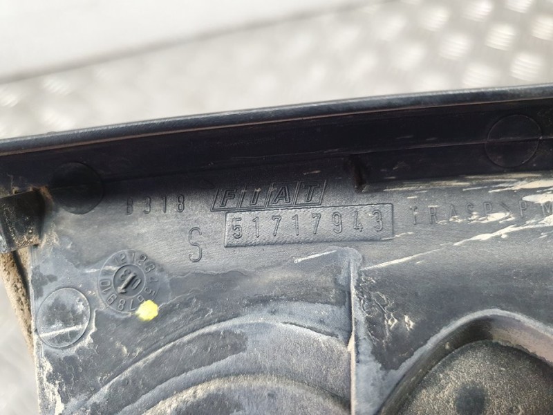 Recambio de piloto trasero izquierdo para fiat stilo multi wagon (192) 1.9 jtd 115 referencia OEM IAM 51717943  INTERIOR