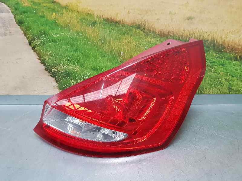 Recambio de piloto trasero derecho para ford fiesta (ccn) individual referencia OEM IAM 8A6113404A  