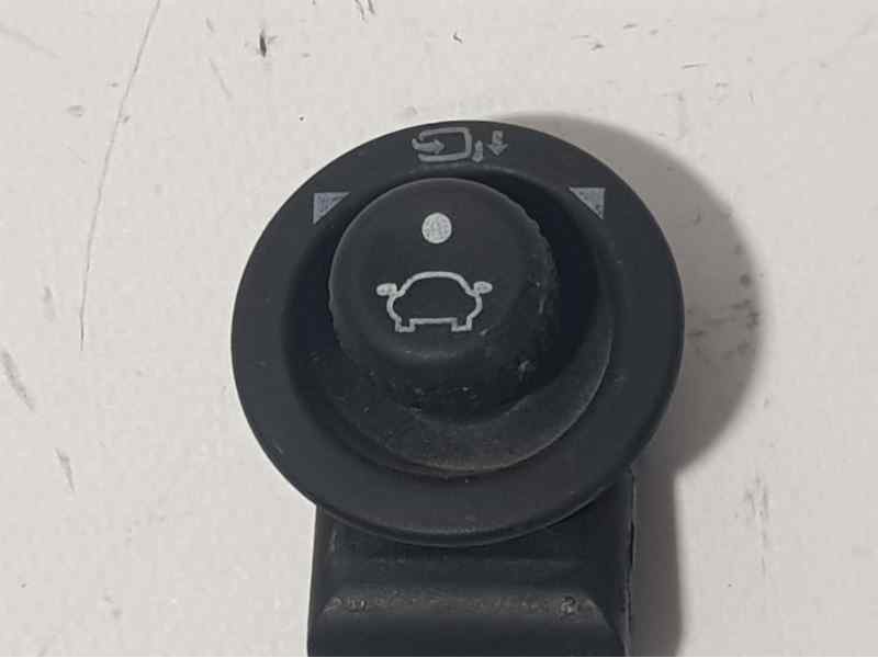 Recambio de mando retrovisor para ford fiesta (cb1) ghia referencia OEM IAM 1S7T17B676AA  