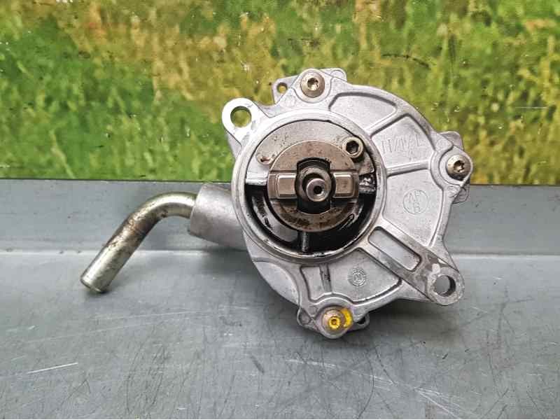 Recambio de depresor freno / bomba vacio para mercedes-benz clase c (w203) berlina 2.2 cdi cat referencia OEM IAM A6112300065  L